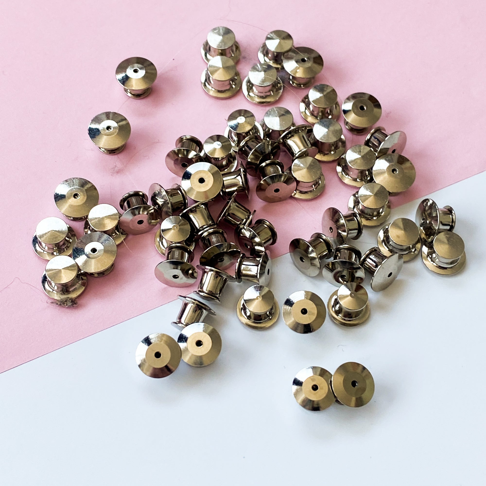 Locking Pin Back - Sarah Frances